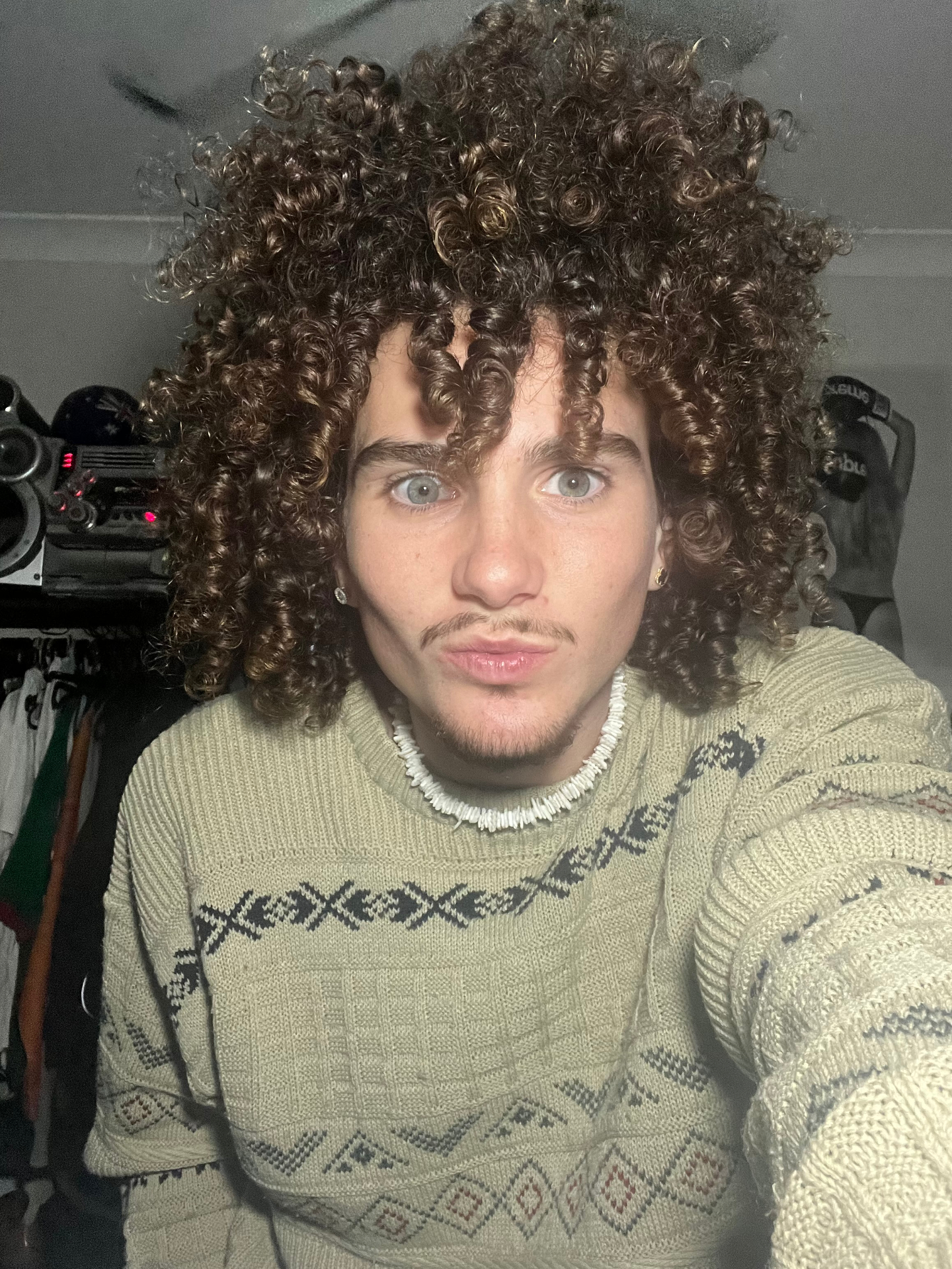 The Chomba Method — tight defined curls